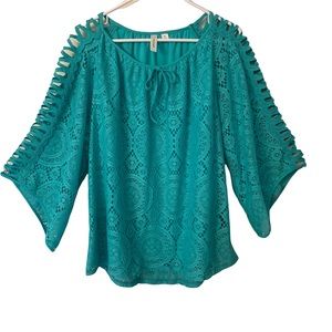 Mint green Crocheted Cutout Women’s XL Blouse Tunic NWOT